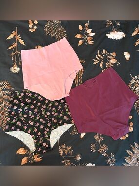 Victoria’s Secret Seamless High-Waisted panties XS